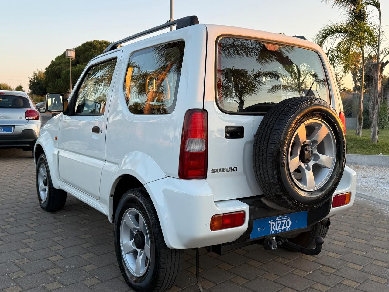 SUZUKI JIMNY 1.3i 16V 4WD JLX 4X4 GANCIO TRAINO A/C