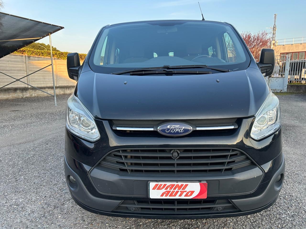 Ford Tourneo Custom 2.2 TDCi 125CV