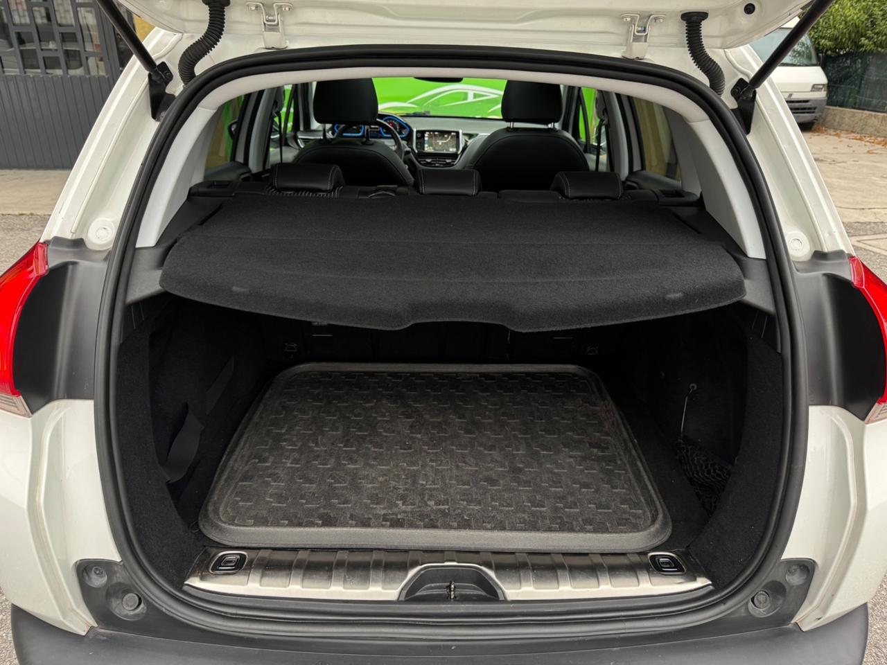 Peugeot 2008 1.6 e-HDi 92 CV Stop&Start Active