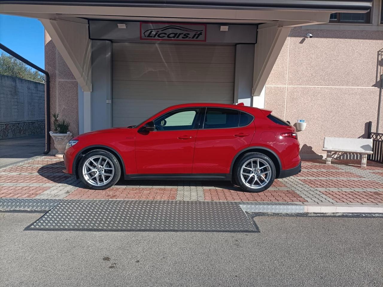 Alfa Romeo Stelvio 2.2 Turbodiesel 160 CV AT8 RWD Super Business