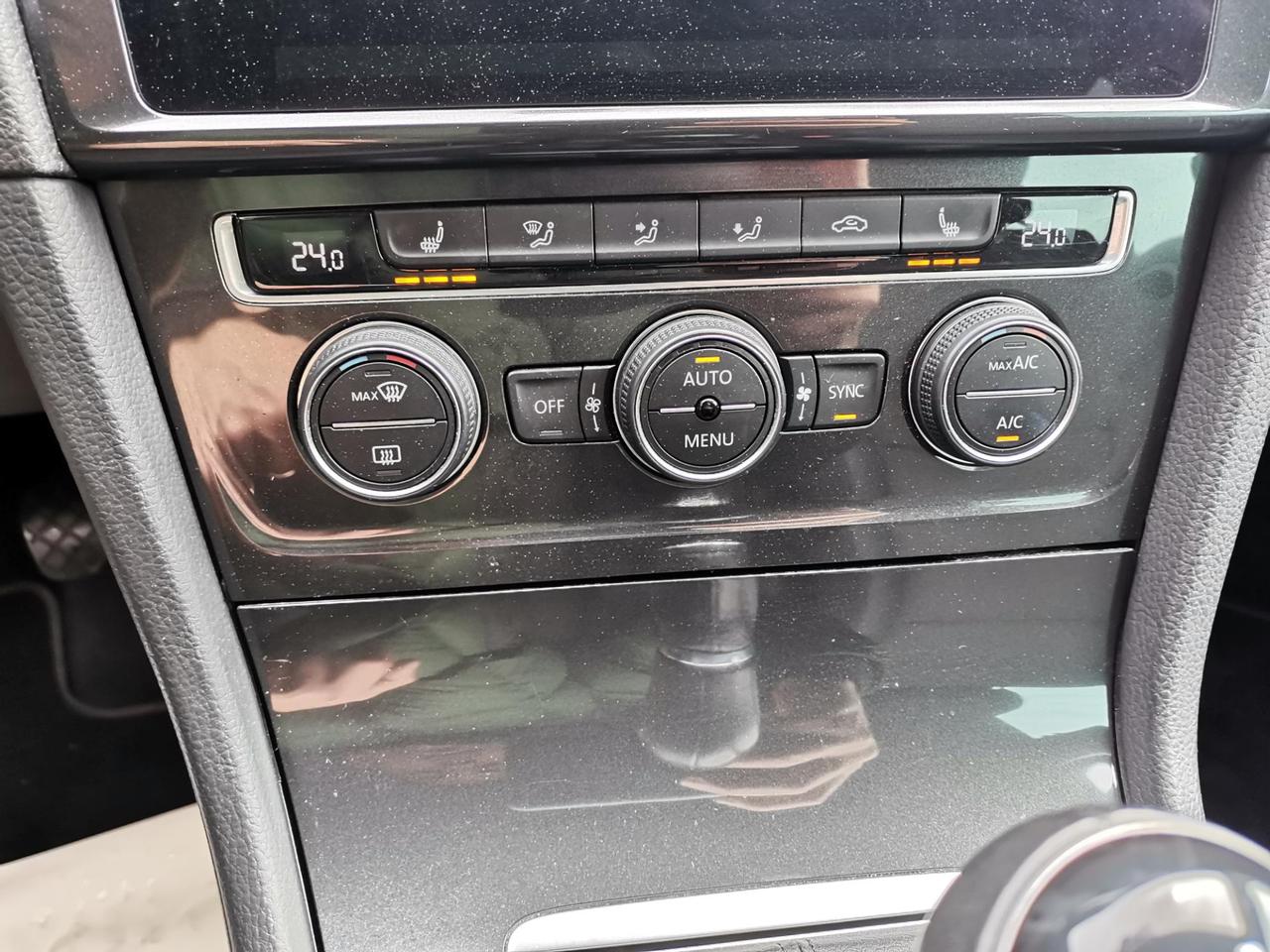 Volkswagen Golf 5 Porte Golf 5p 1.6 tdi Sport 115cv