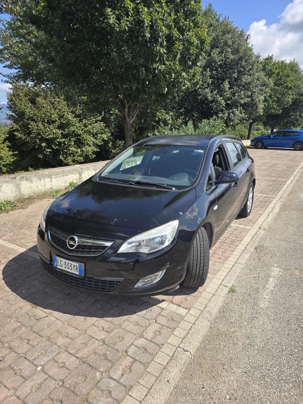 Opel Astra 1.7 CDTI 110CV Sports Tourer Cosmo