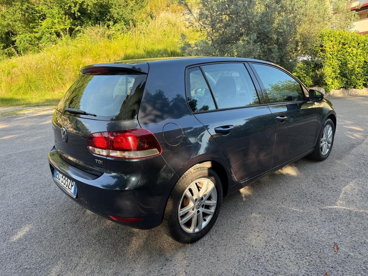 Volkswagen Golf 1.6 TDI DPF 5p. Highline