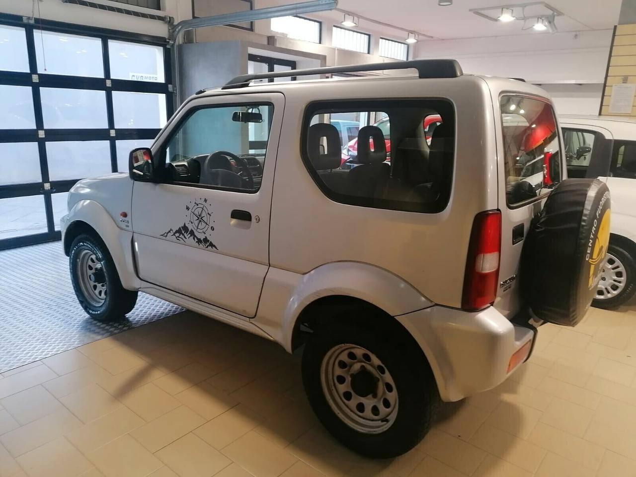 Suzuki Jimny 1.5 DDiS cat 4WD JLX