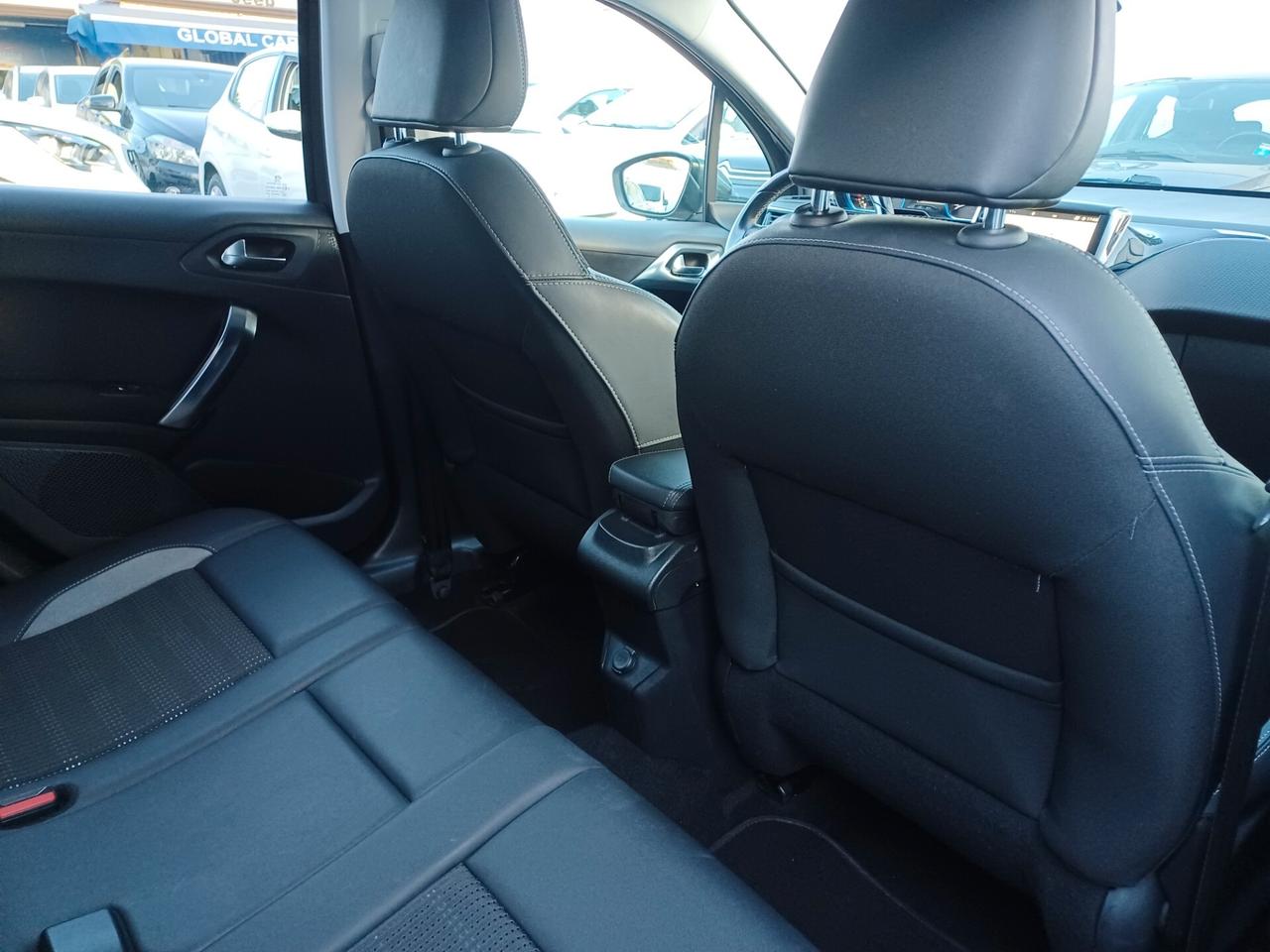 Peugeot 2008 1.6 HDI 120 CV ALLURE 2018
