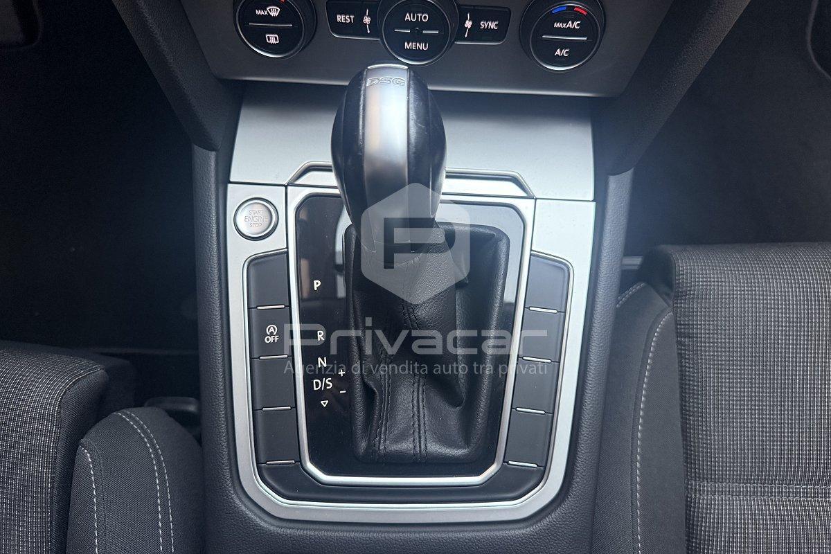 VOLKSWAGEN Passat Variant 1.6 TDI SCR DSG Business BMT