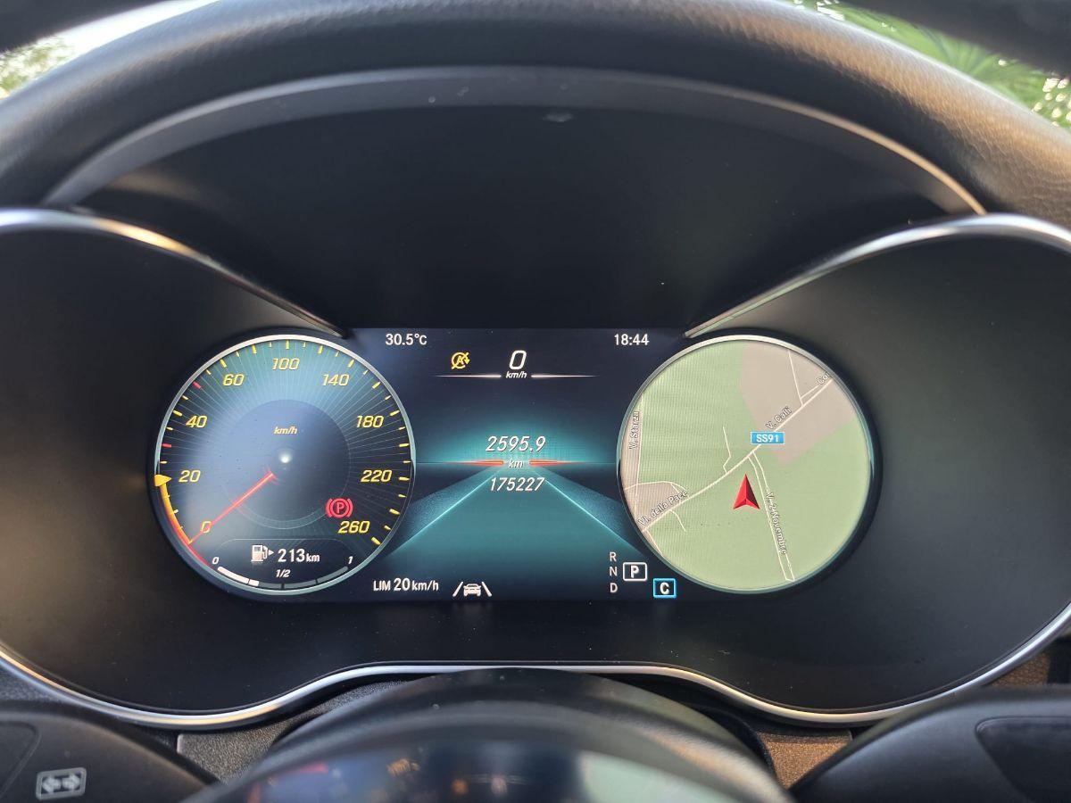 MERCEDES - GLC - 300 d 4Matic Premium Plus