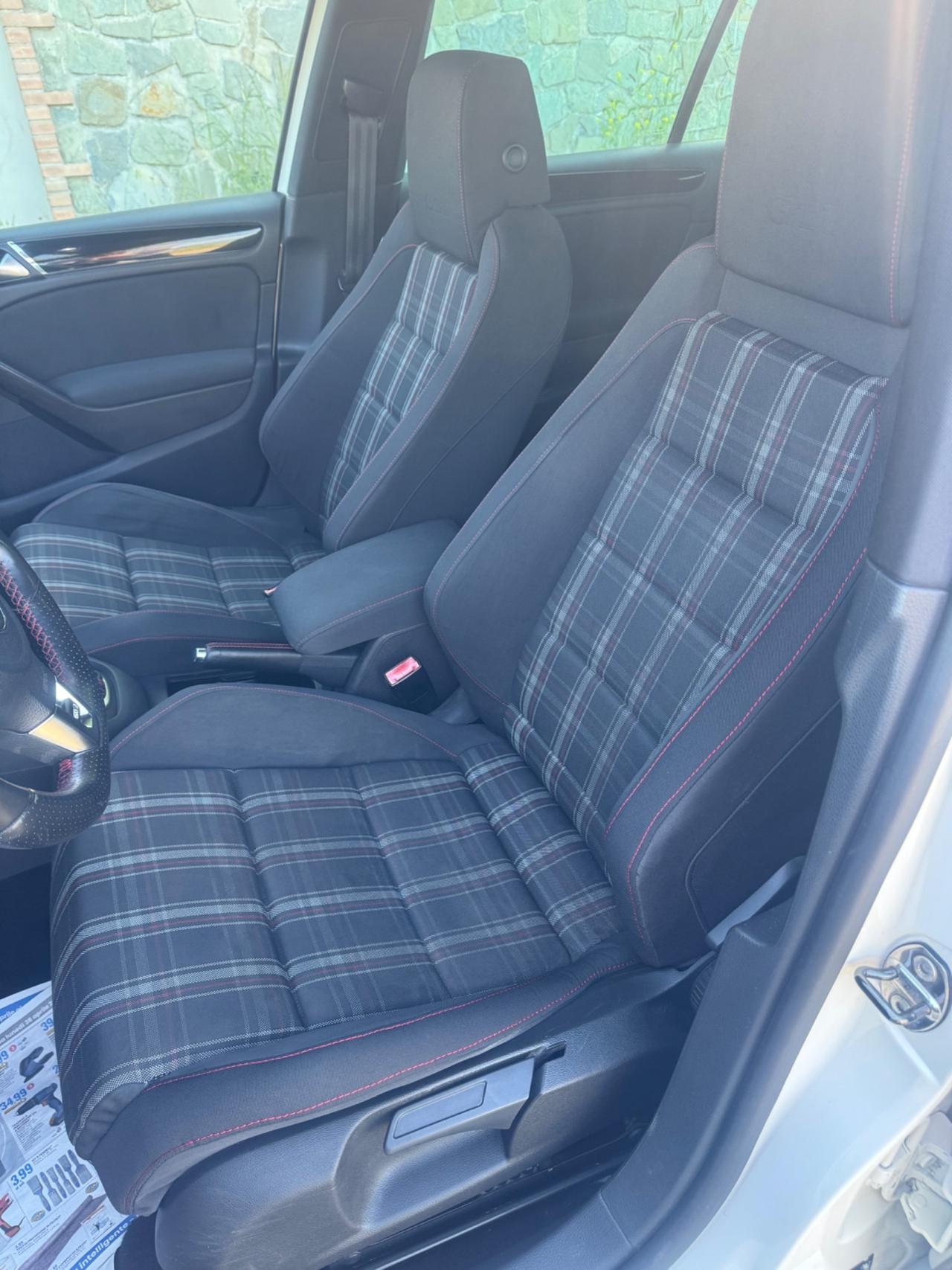 Volkswagen Golf 6 GTI 2.0 Turbo Benzina 210Cv 2011