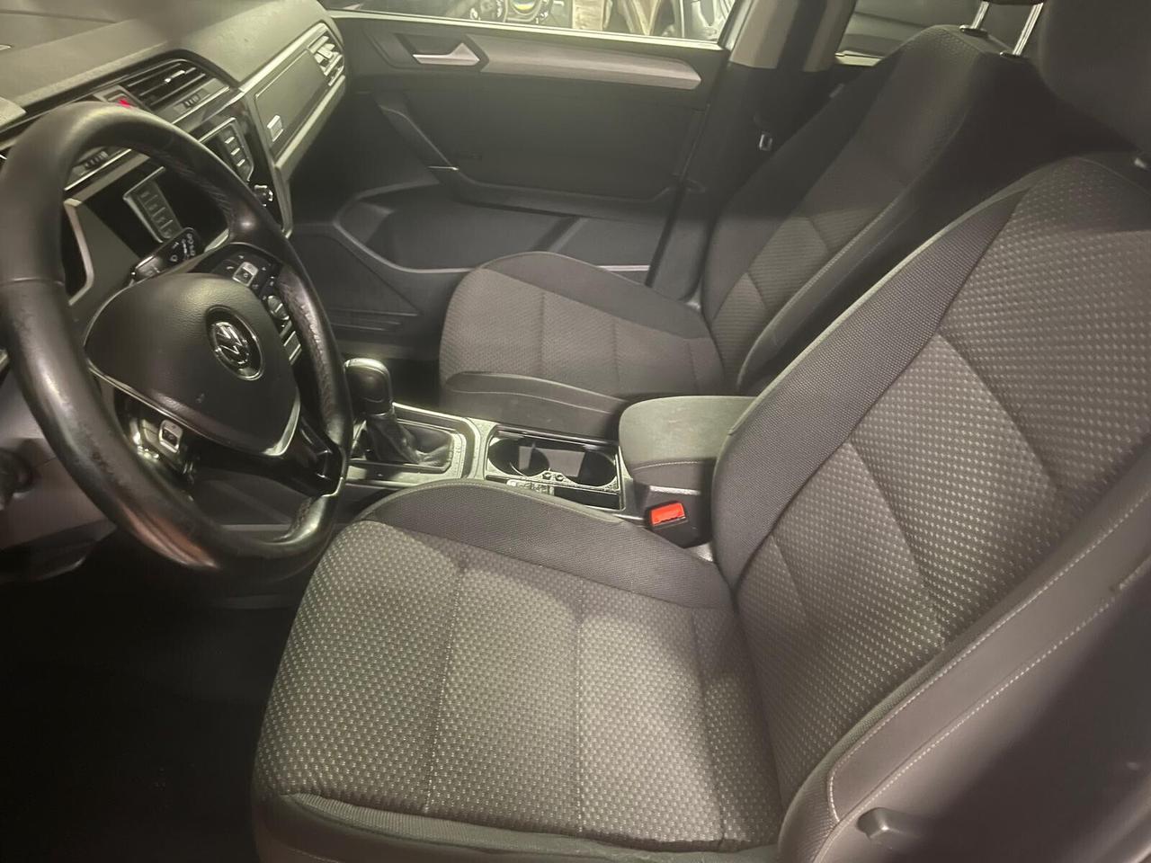 Volkswagen Touran 1.6 TDI 115 CV SCR DSG Executive BlueMotion Tech.