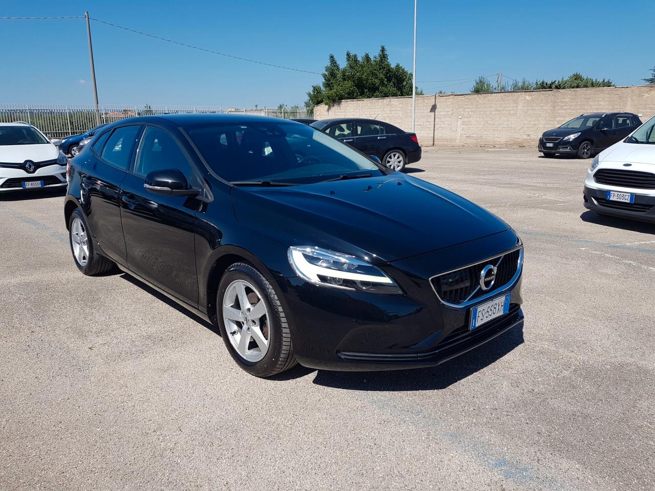 Volvo V40 2.0 D2 120CV FARI LED