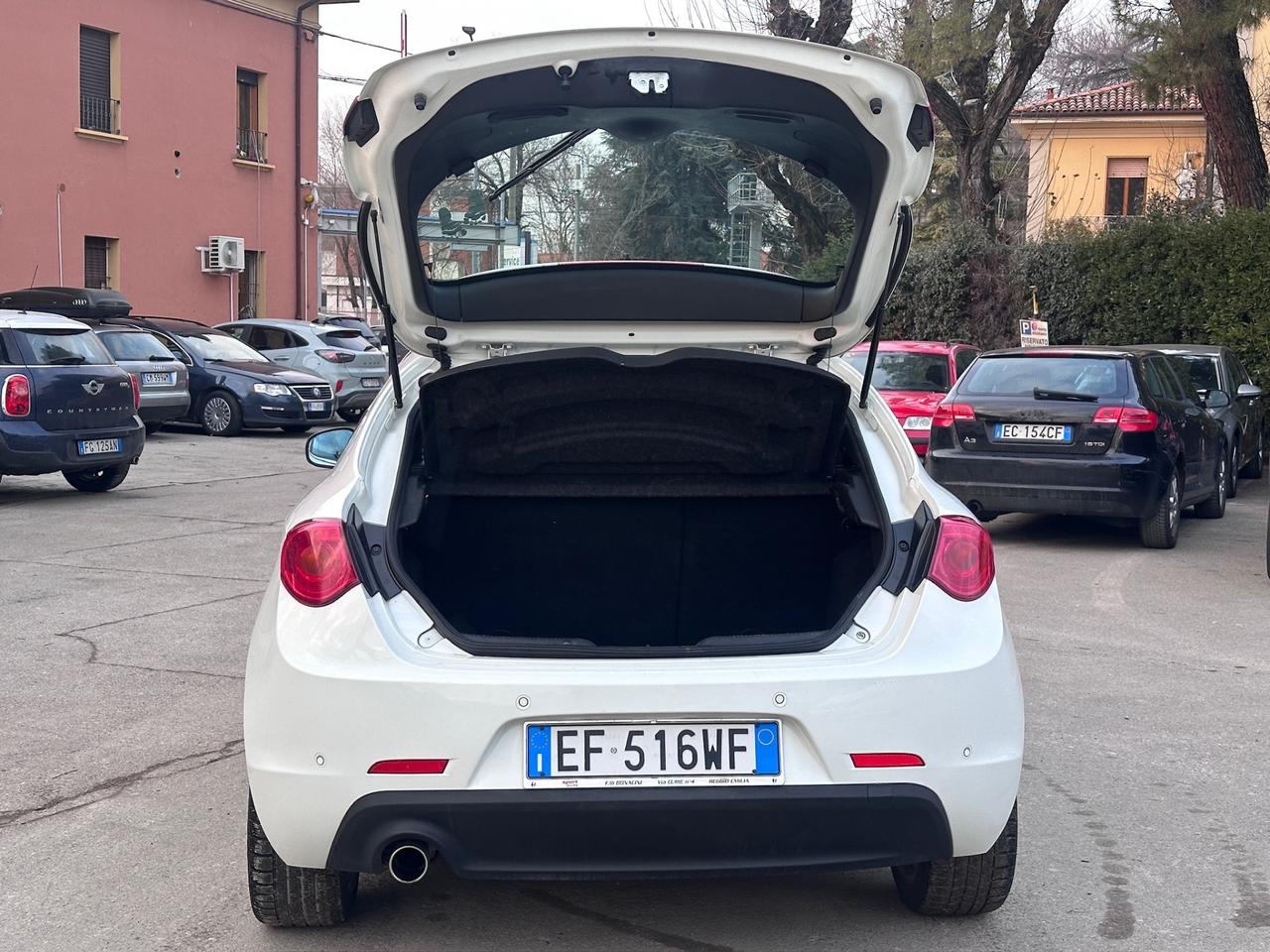 Alfa Romeo Giulietta 1.6 JTDm-2 105 CV 160mila km unipro