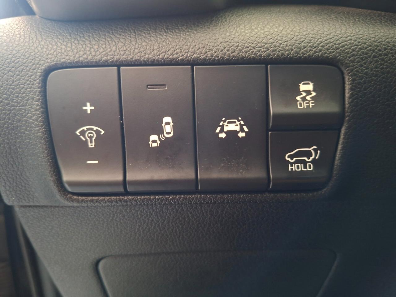 Kia Sportage AUTOMATICO / FULL OPTIONAL / GANCIO TRAINO / EURO 6B