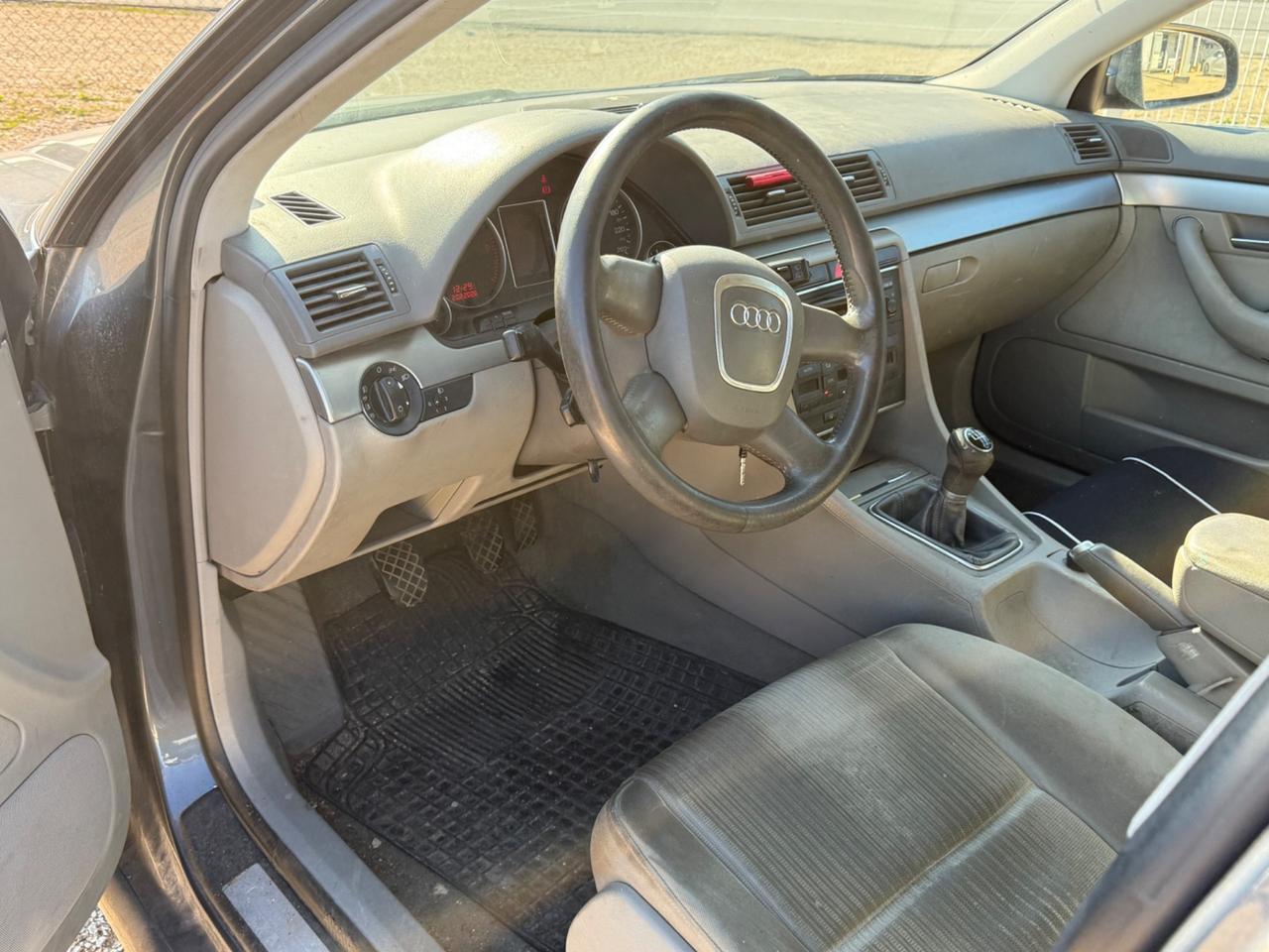 Audi A4 2.0 TDI SUPER PREZZO 1499€