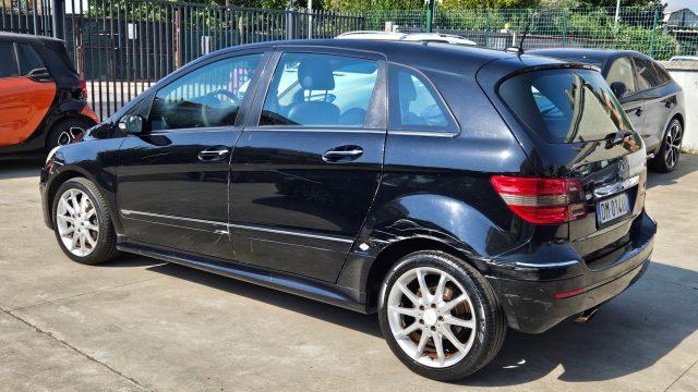 MERCEDES-BENZ B 200 CDI Sport