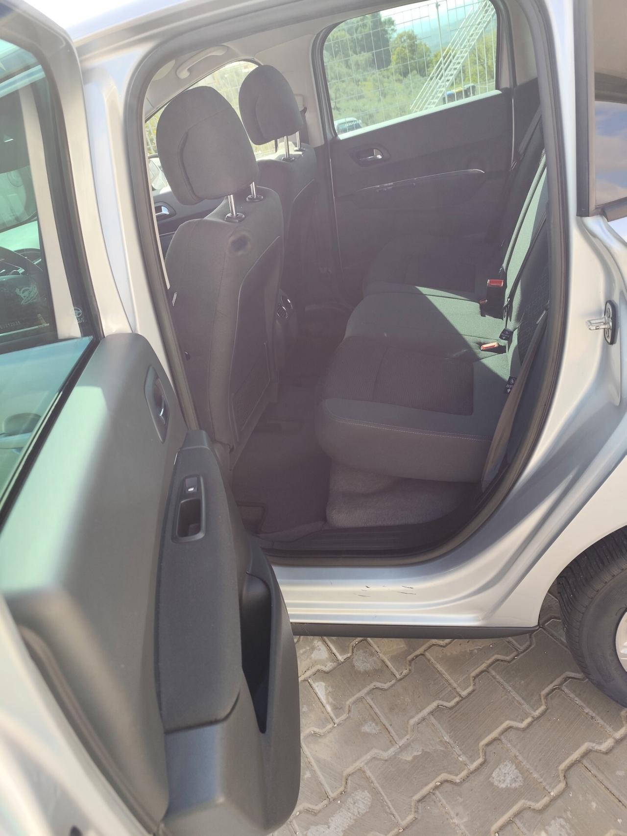 Peugeot 3008 BlueHDi 120 S&S Business