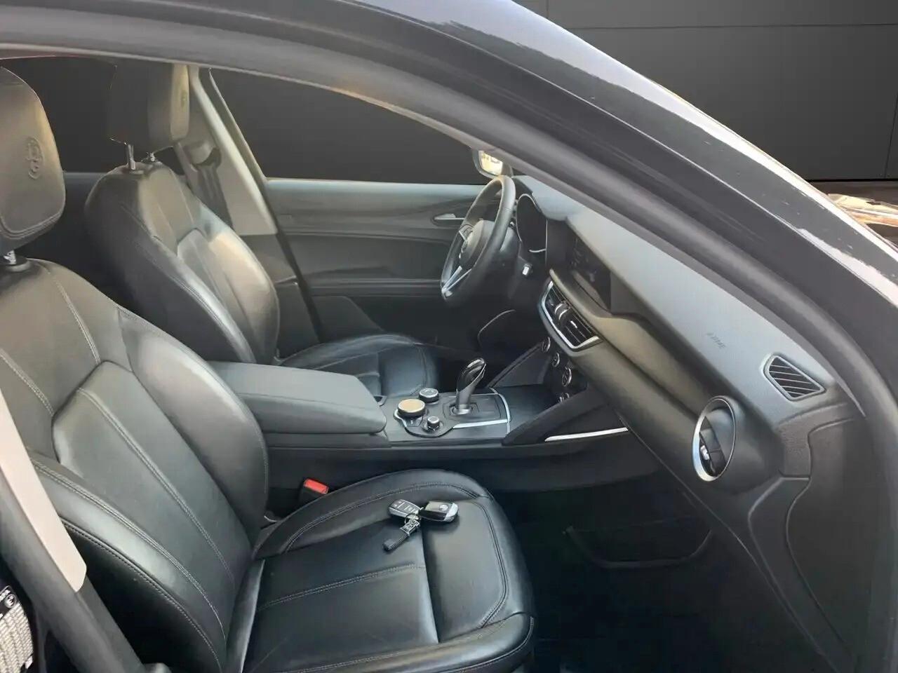 Alfa Romeo Stelvio 2.0 Turbo 200 CV AT8 Q4 Super