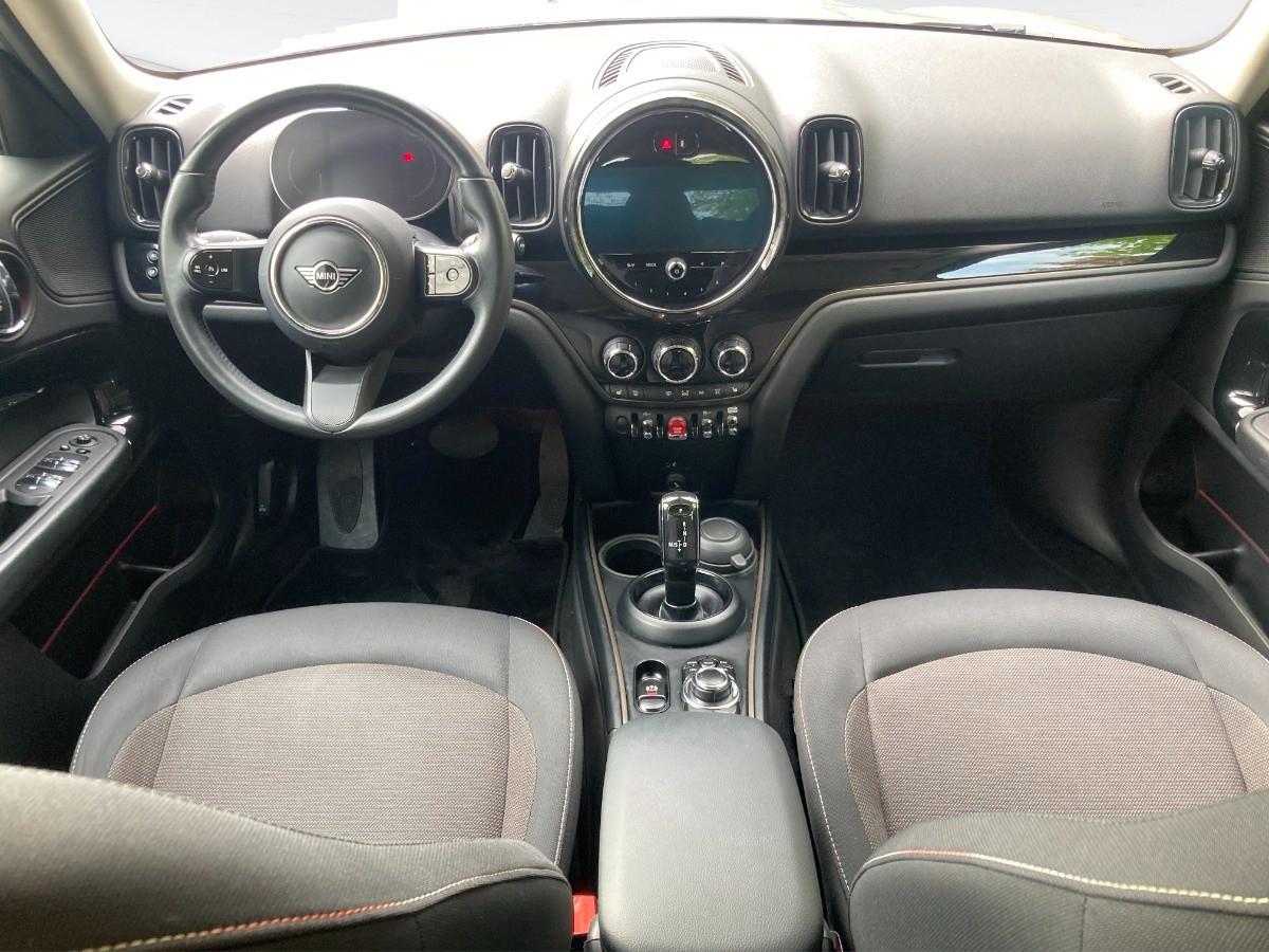MINI Mini Countryman 2.0 Cooper D Essential auto