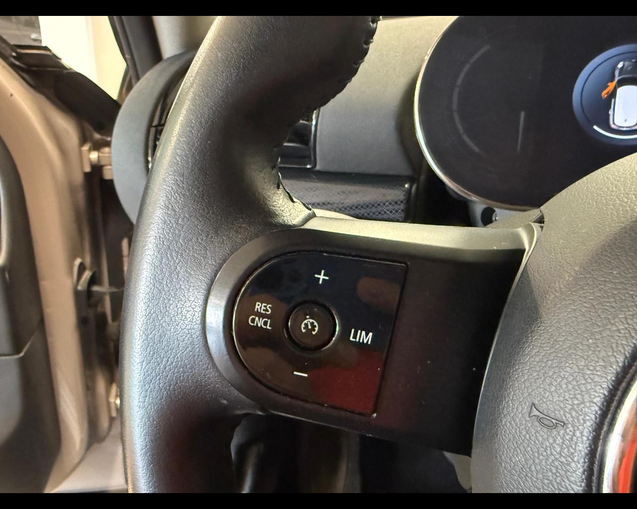 MINI Mini Clubman (F54) - Mini 1.5 Cooper Business Clubman