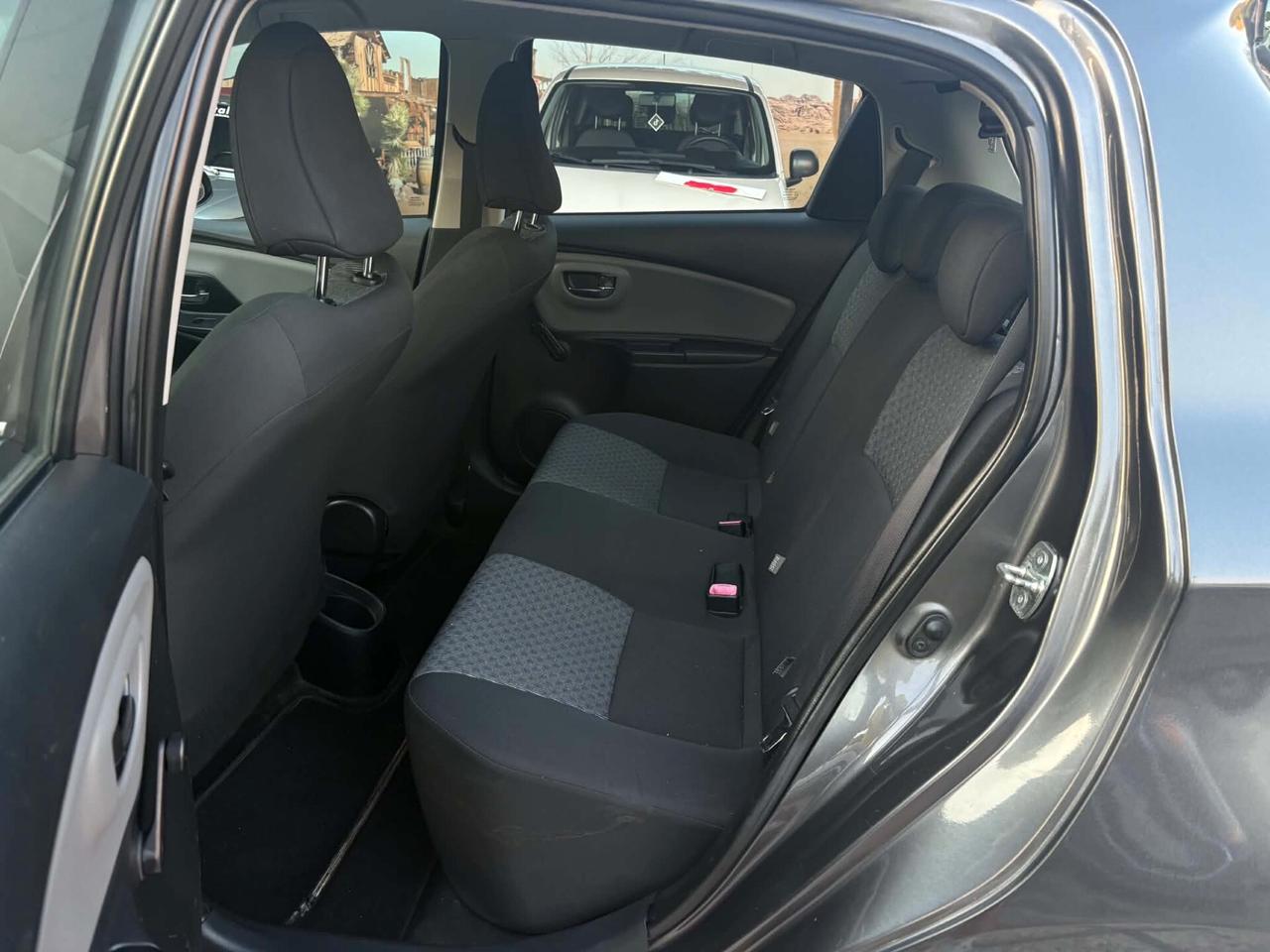 Toyota Yaris 1.3 5 porte Lounge