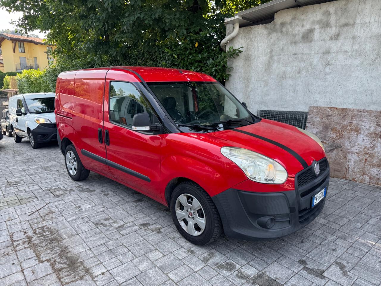 DUE FIAT DOBLO PER COMMERCIANTI