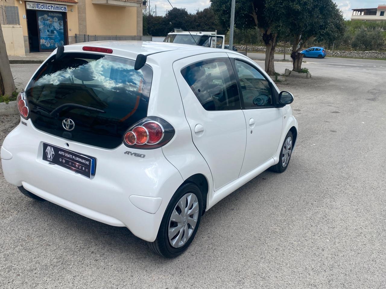 Toyota Aygo 1.0 12V 5 porte automatica/solo 120.000 km