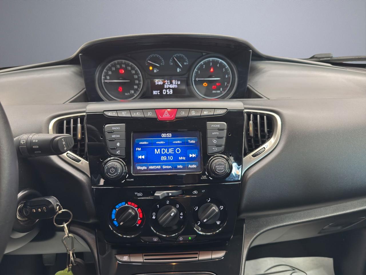 Lancia Ypsilon 1.0 FireFly 5 porte S&S Hybrid Ecochic Gold