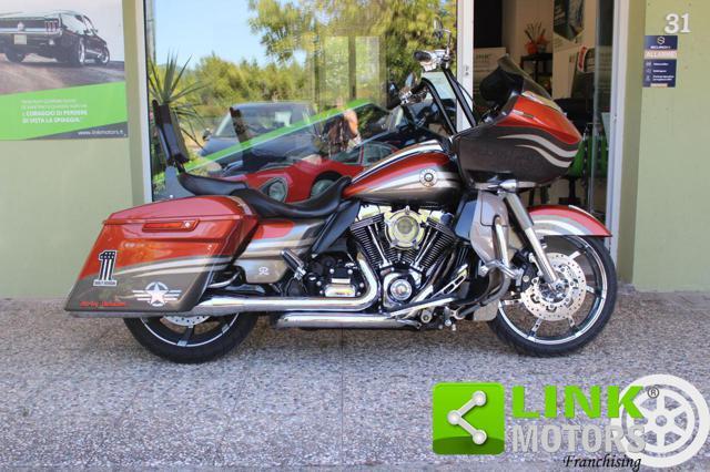 HARLEY-DAVIDSON CVO Road Glide LIMITED