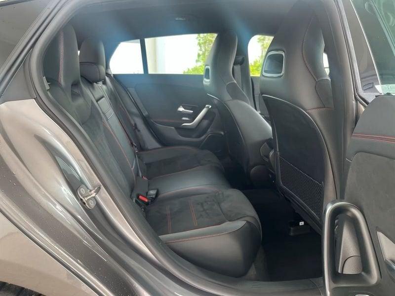 Mercedes-Benz CLA CLA 180 AMG Line Advanced Plus Navi Camera 18"