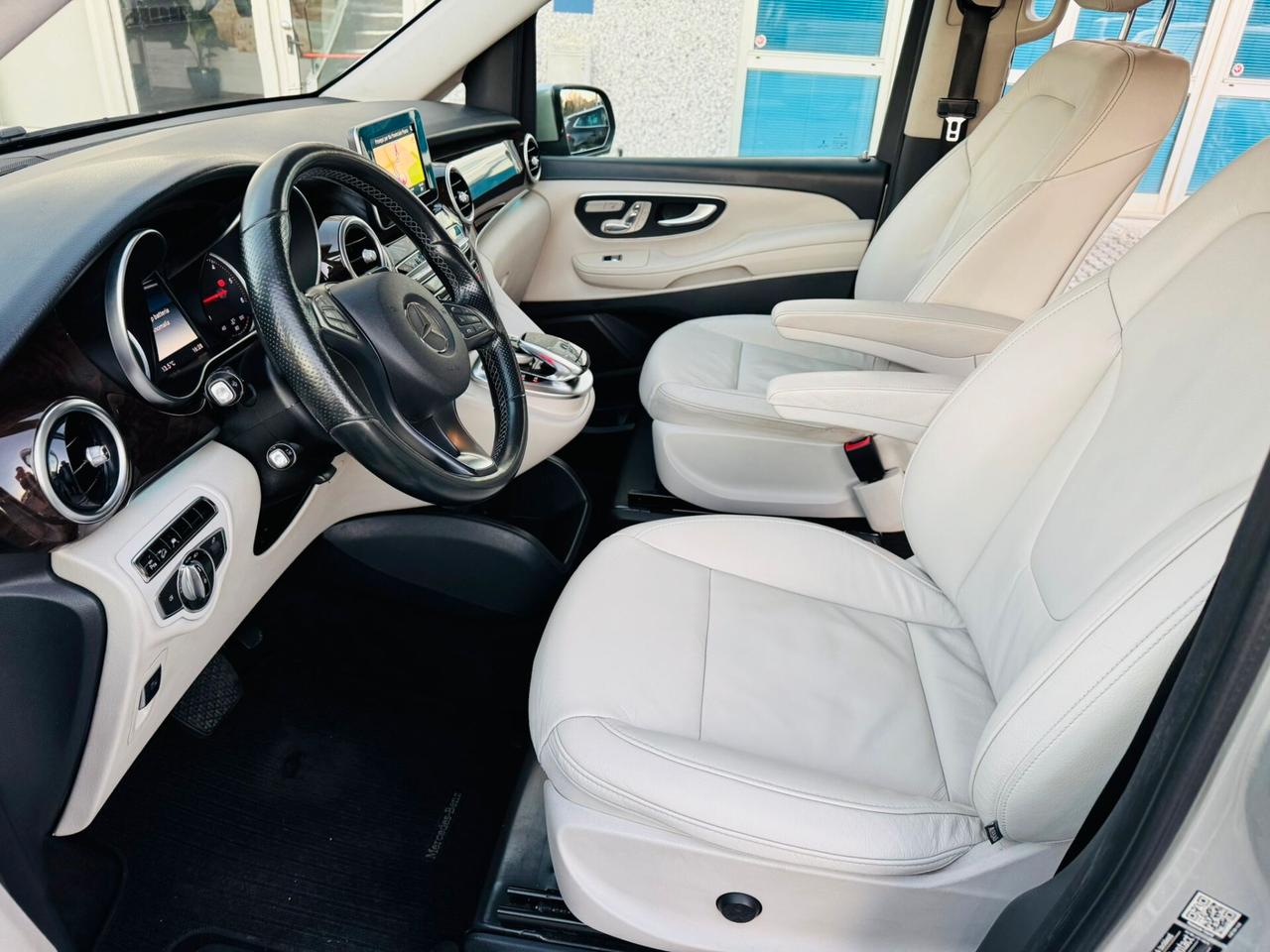 Mercedes-benz V 250 4 matic *motore sostituito 150.000km 7 posti € 19.500+ IVA