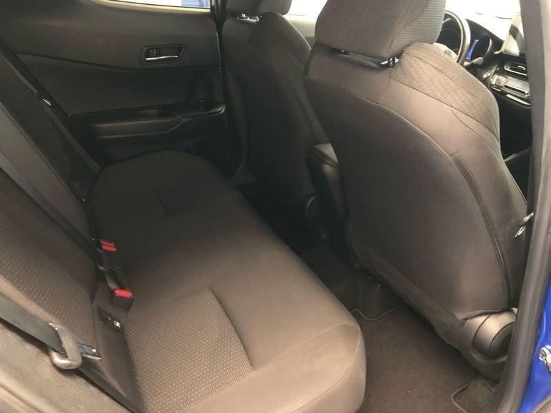Toyota C-HR 1.8 Hybrid E-CVT Trend