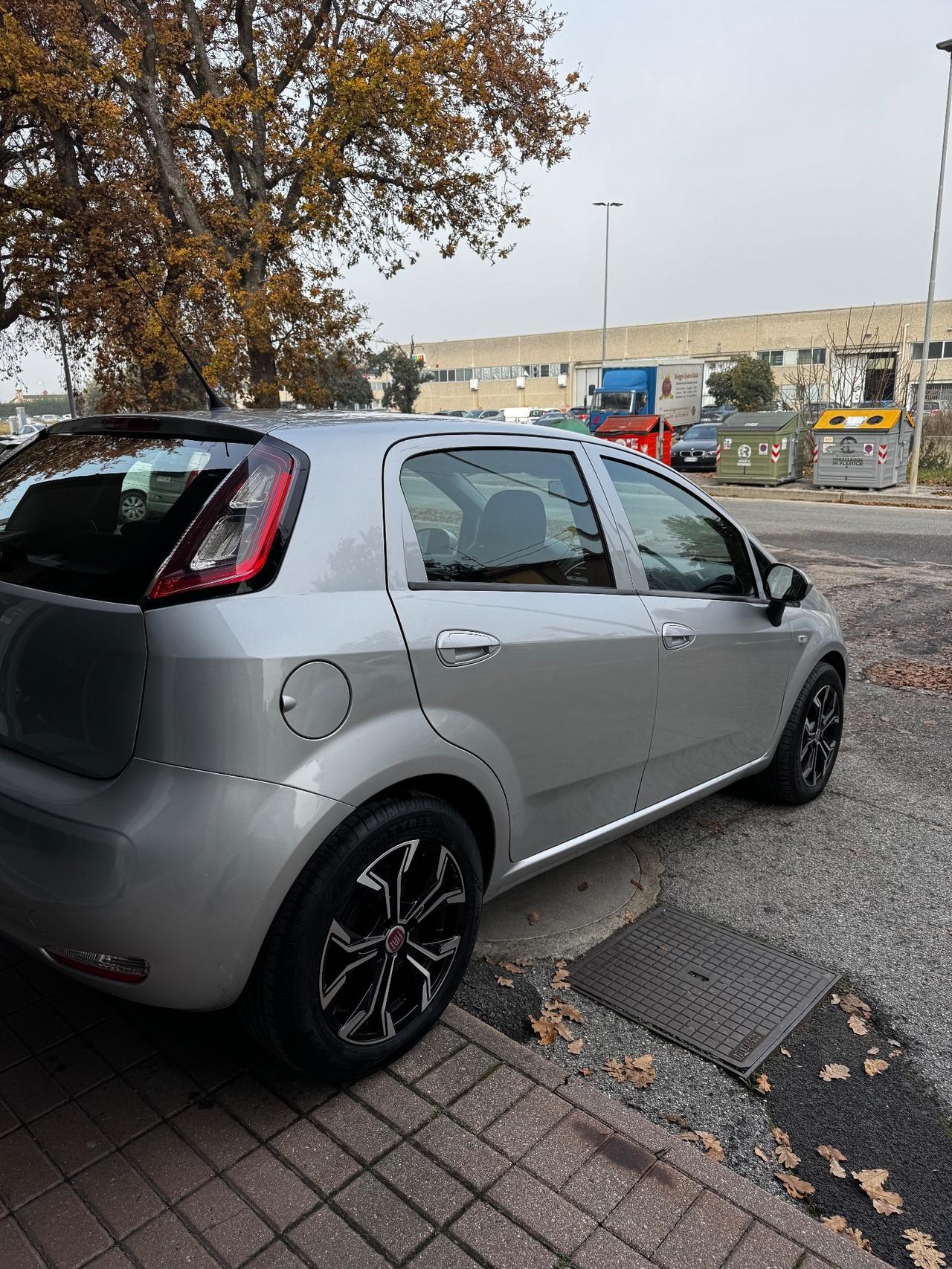 Fiat Punto 1.3 MJT II S&S 85 CV 5 porte ECO Lounge