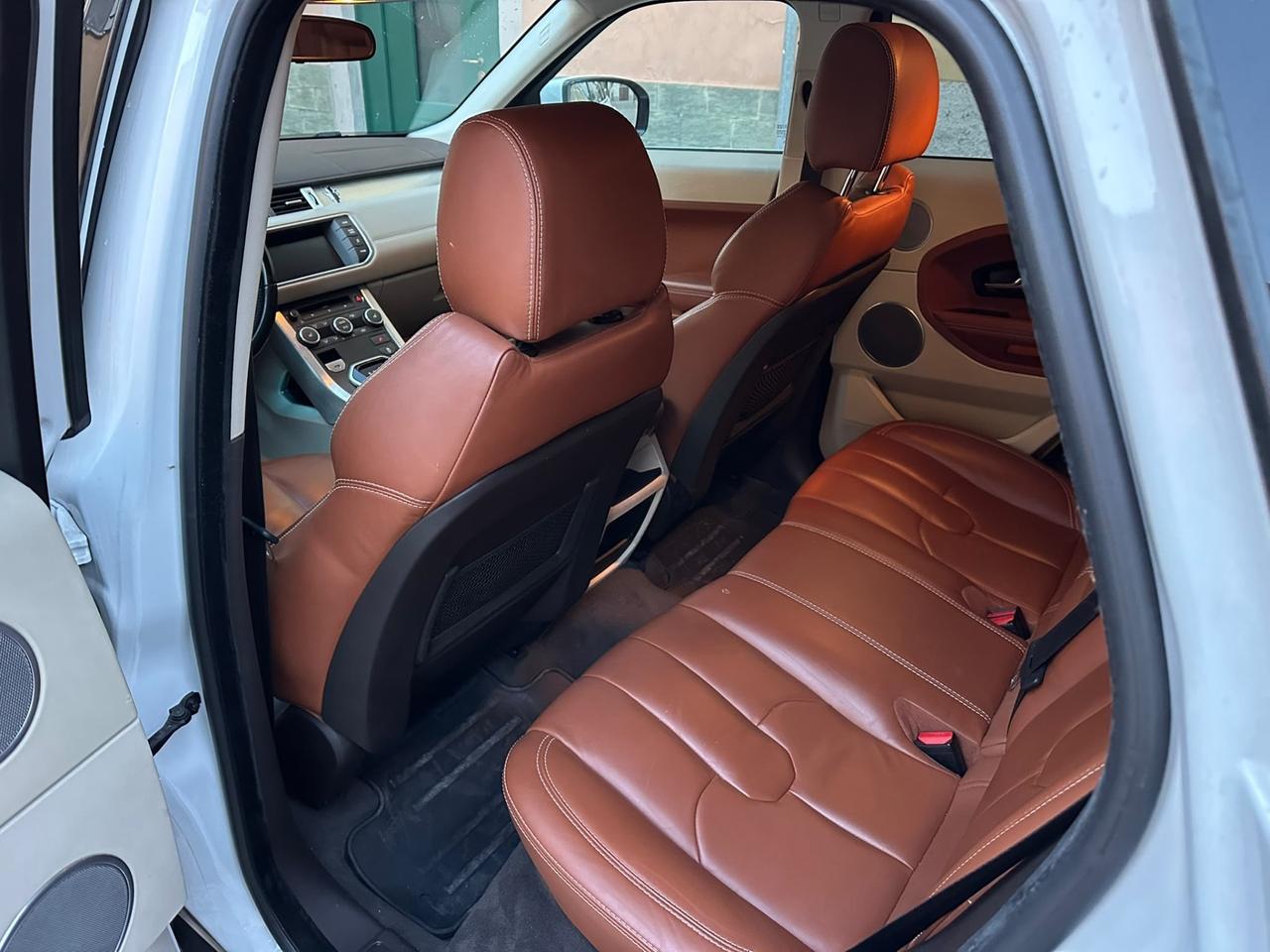 Land Rover Range Evoque 2.2 TD4 5p. Prestige