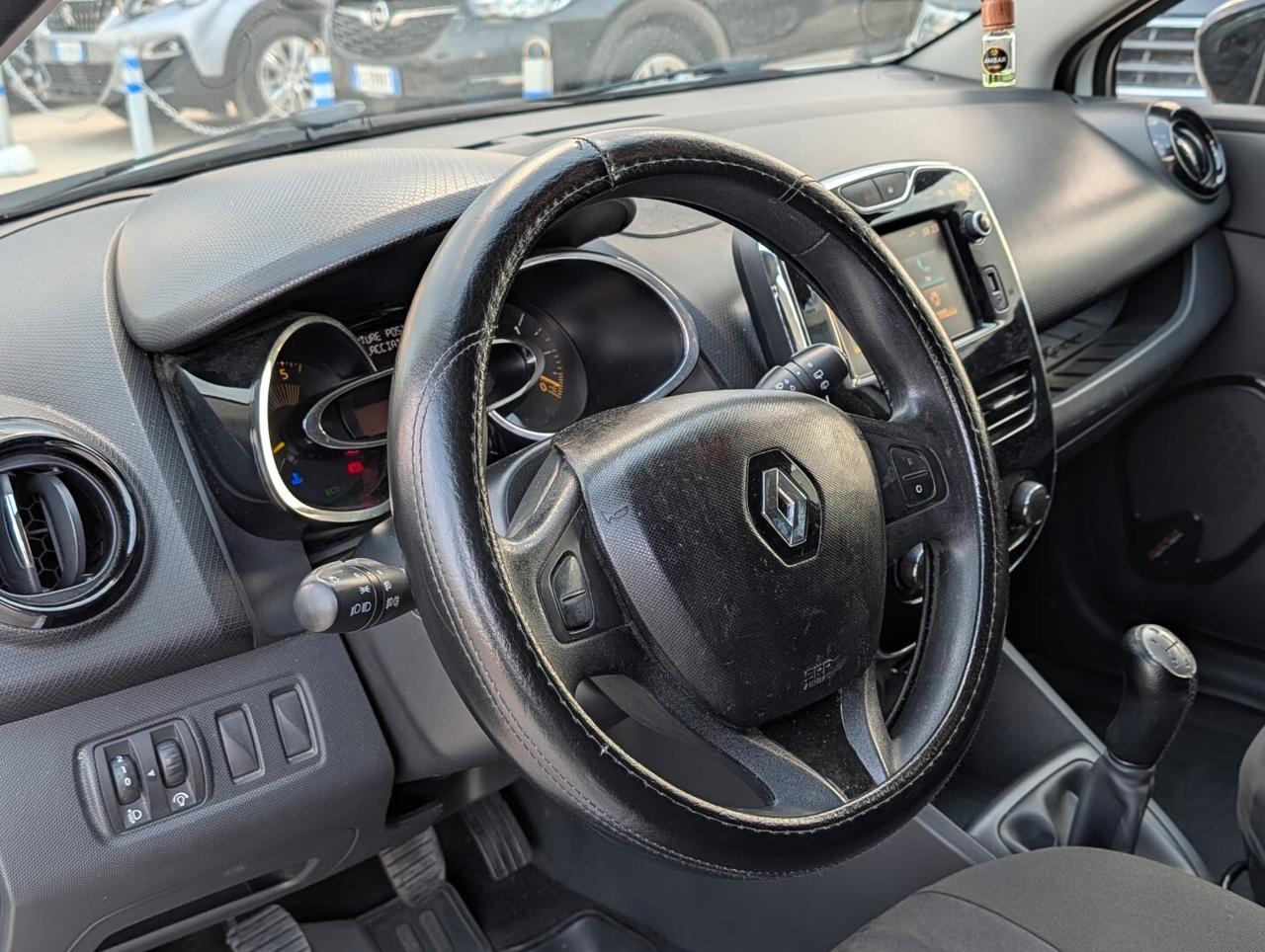 RENAULT CLIO 1.5 Dci 75 Cv '14