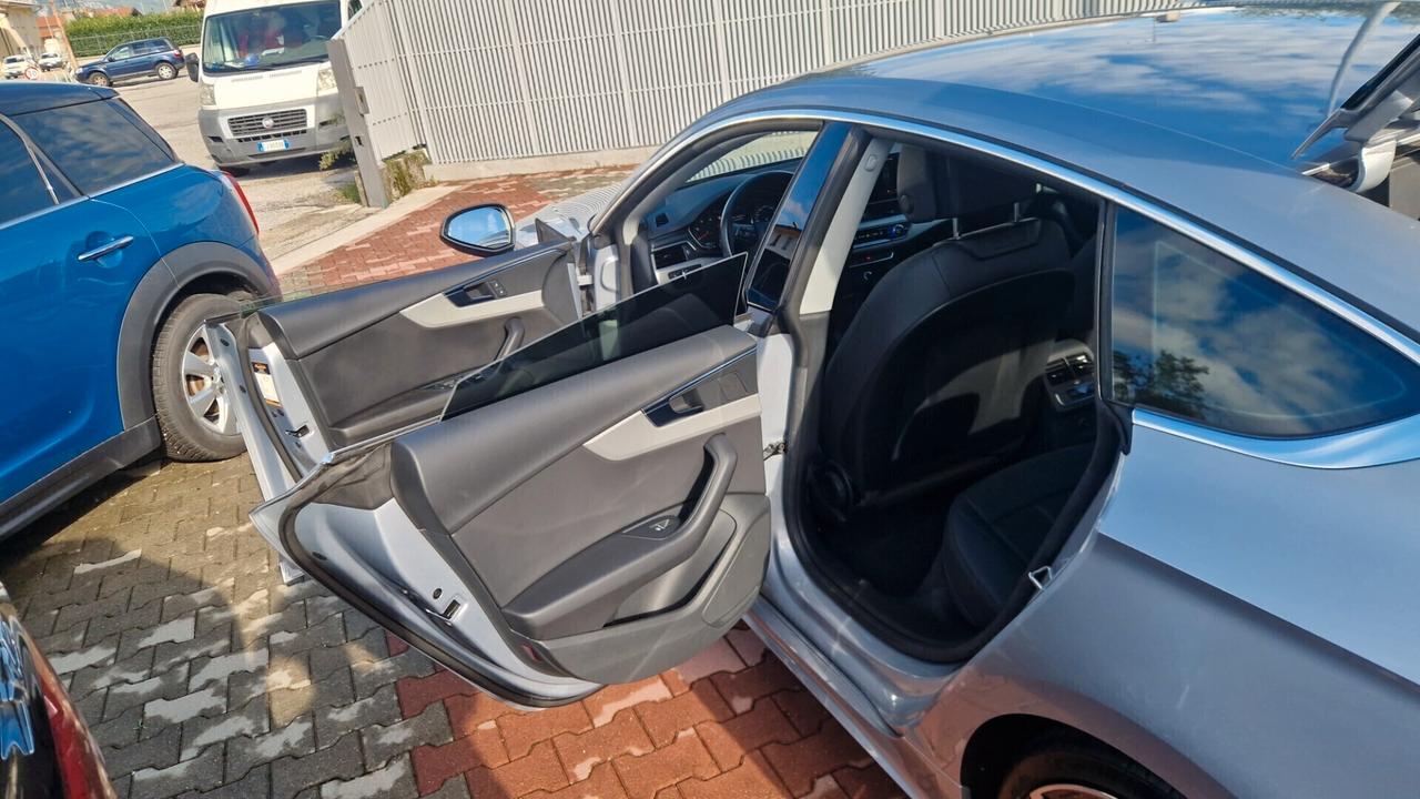 Audi A5 40 2.0 TDI 4x4 S tronic S-line edition