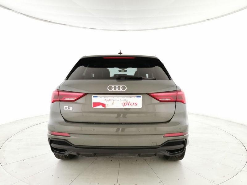 Audi Q3 35 2.0 tdi S line edition s-tronic