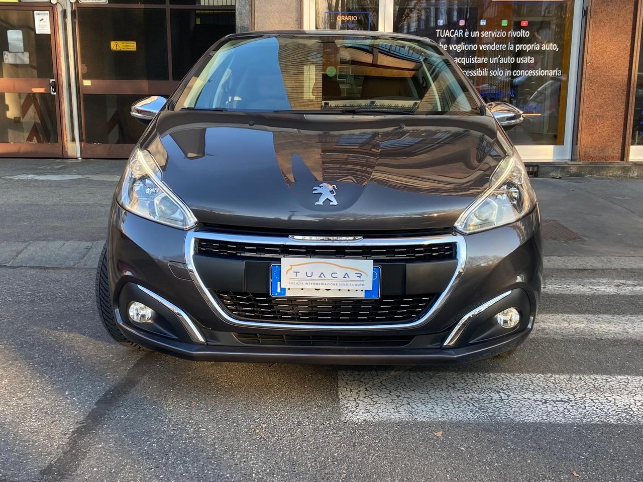 Peugeot 208 Signature 1.2 PureTech #9979