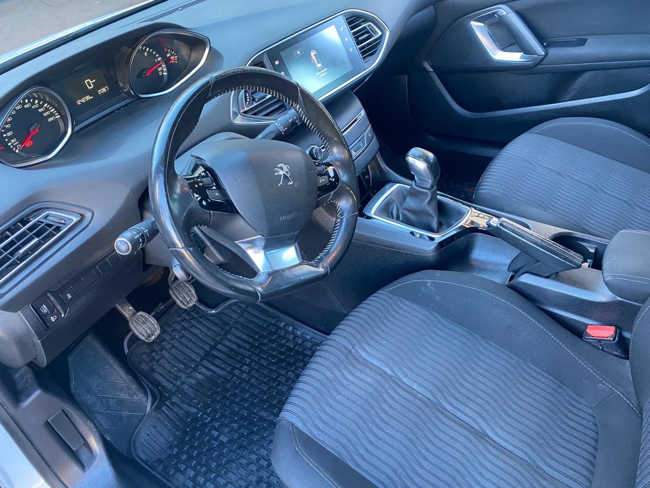 Peugeot 308 1.6 HDi 92 CV Access