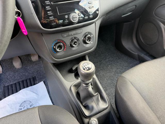 FIAT Punto 1.2 BENZINA 5 PORTE STREET OK NEOPATENTATO