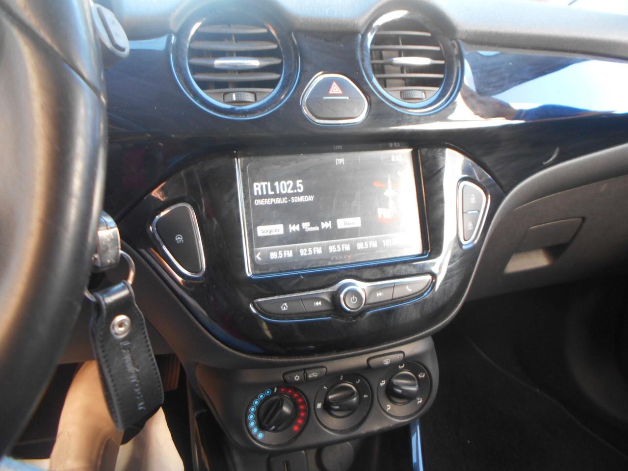 Opel Adam Rocks 1.2 70 CV