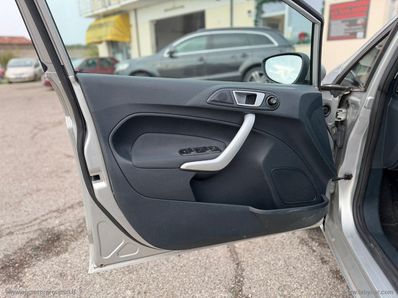 FORD Fiesta 1.2 60 CV 5p. Titanium