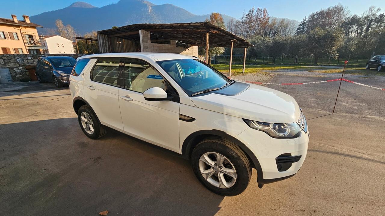 Land Rover Discovery Sport Discovery Sport 2.2 TD4 SE