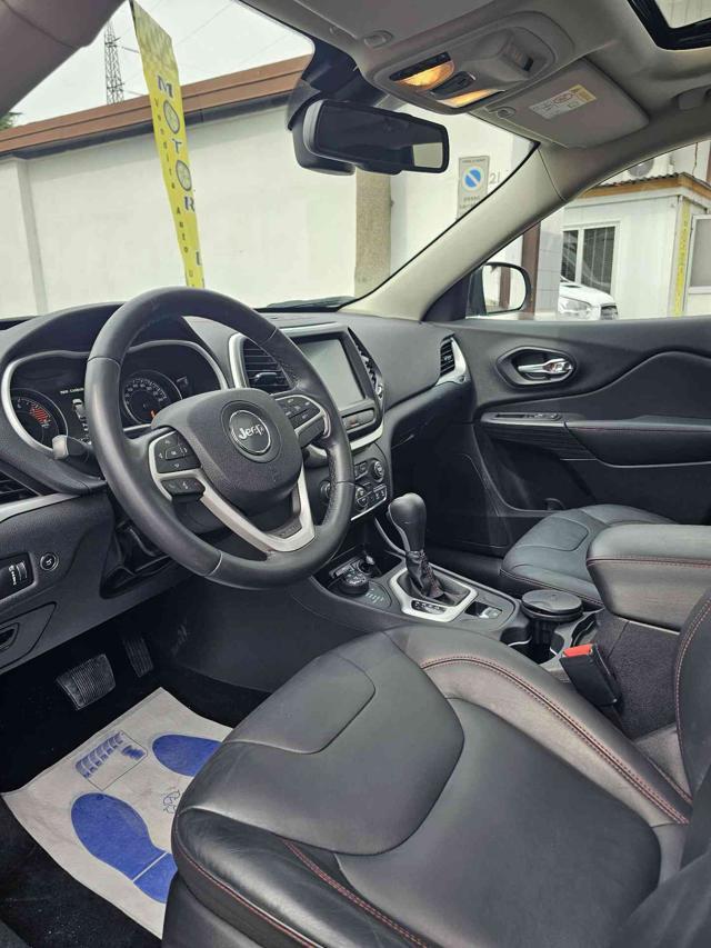 JEEP Cherokee 3.2 V6 Pentastar 4WD Active Drive Lock Trailhawk