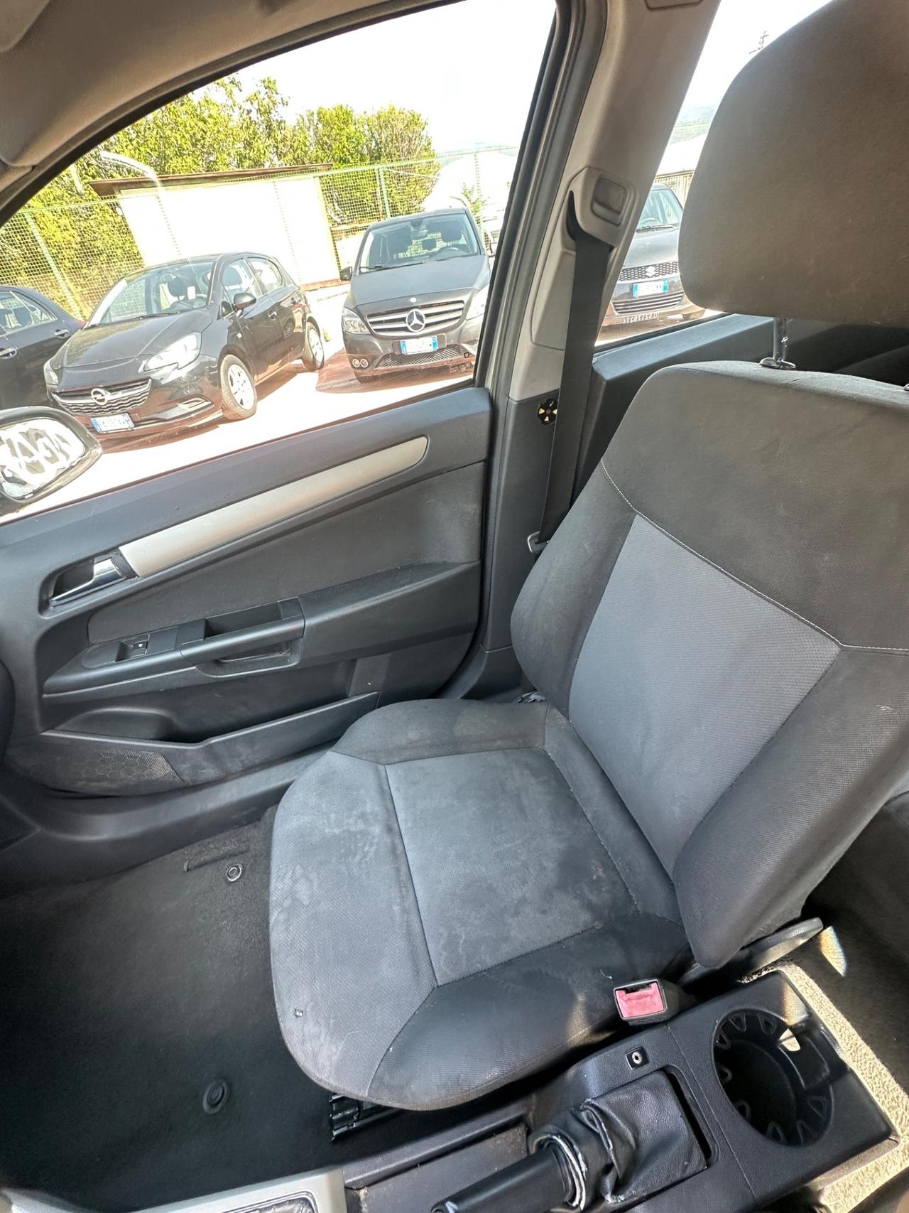 Opel Astra 1.6 T 16V 5 porte Cosmo
