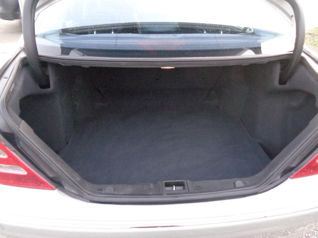Mercedes-benz C 200 Kompressor cat Elegance