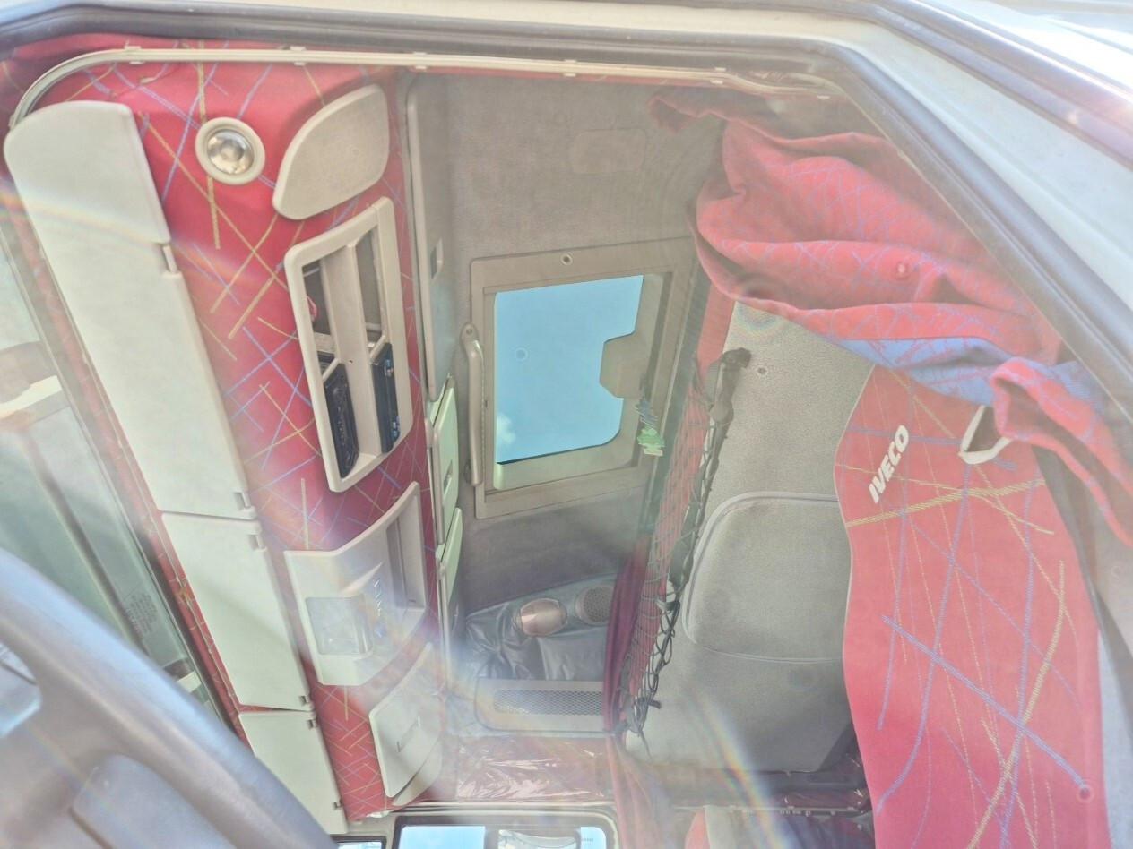 IVECO STRALIS 260S35 centina registrabile,sponda caricatrice