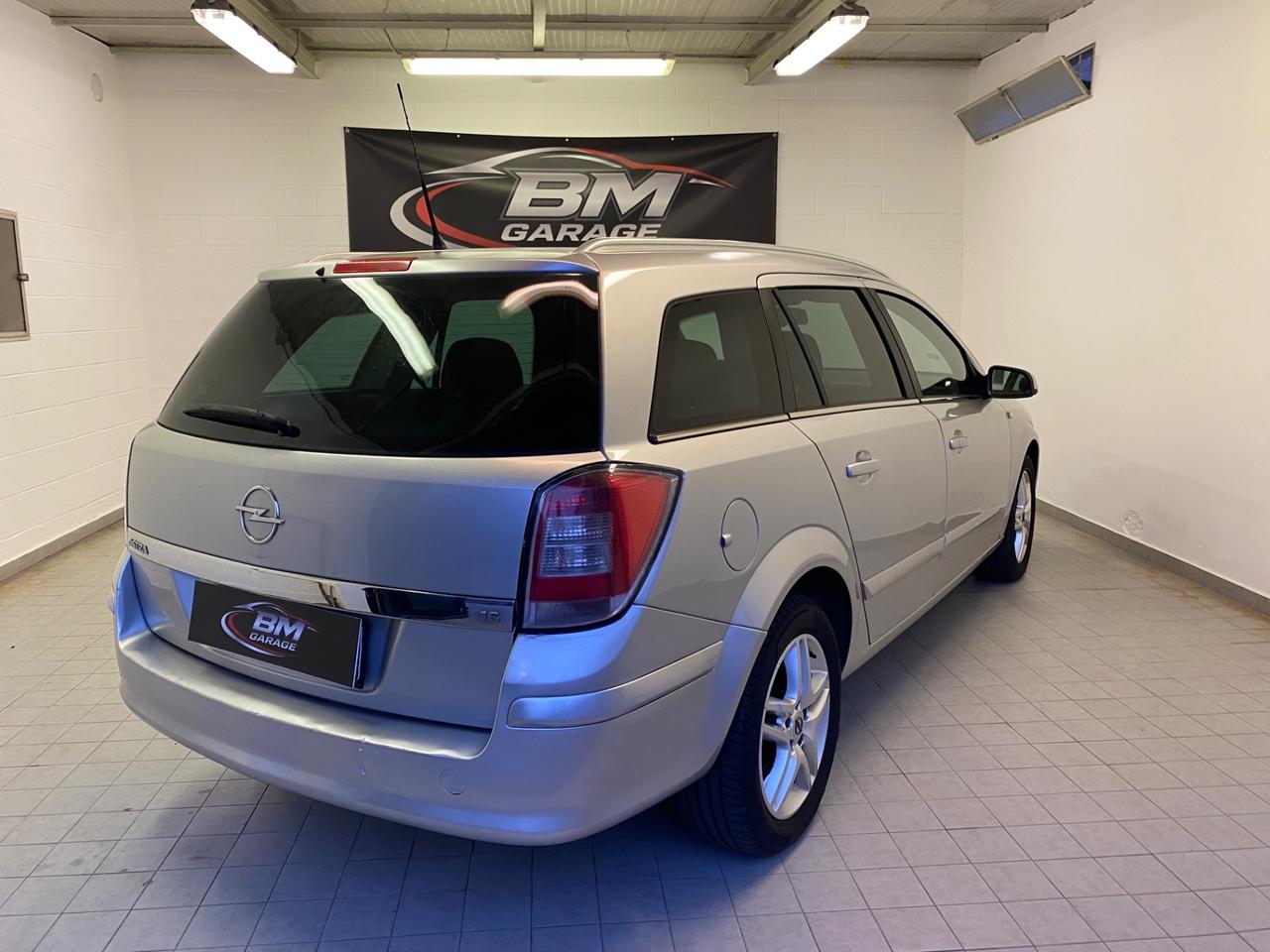 Opel Astra 1.6 16V VVT Station Wagon Cosmo