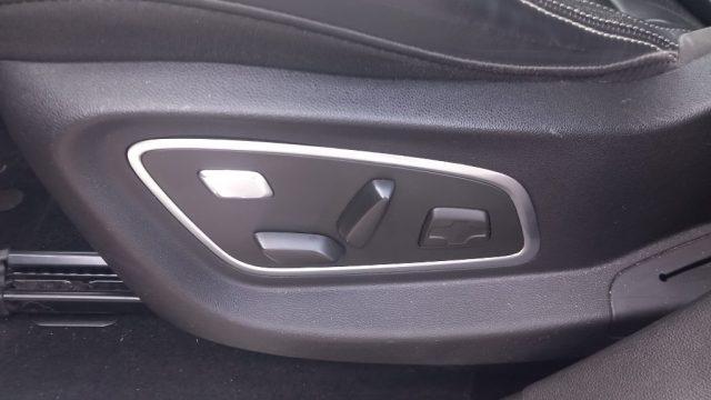 RENAULT Scenic Scénic Blue dCi 120 CV EDC Initiale Paris