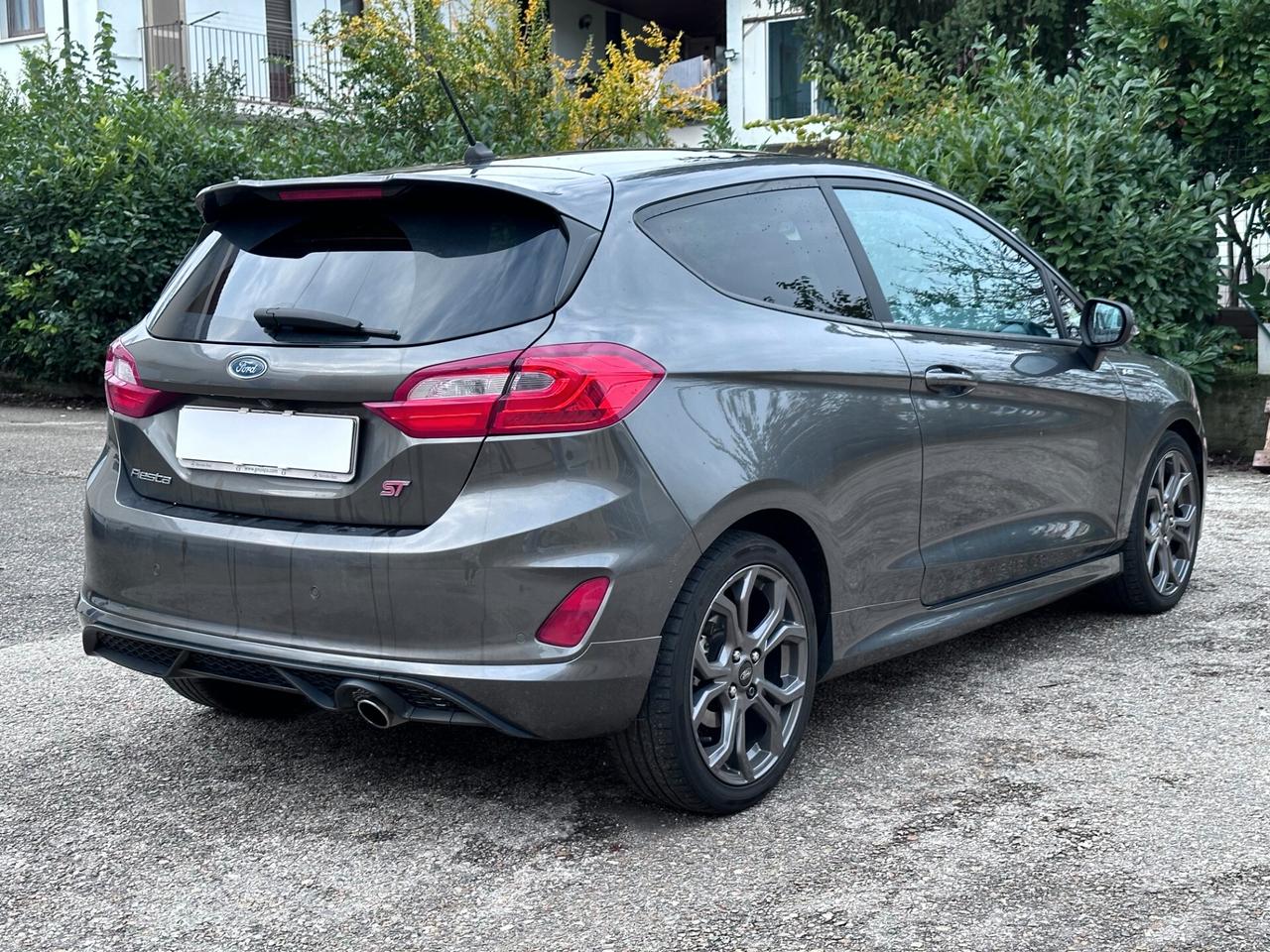 Ford Fiesta 1.5 TDCi 120 CV 3 porte ST-Line