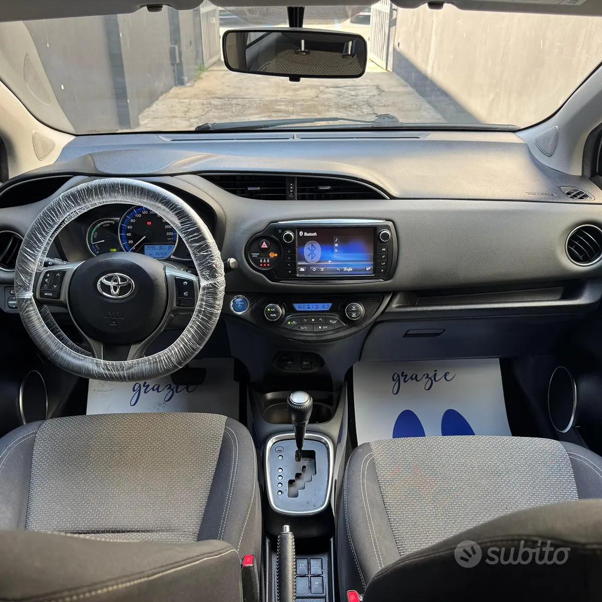 TOYOTA YARIS 1.5 Hybrid VVT-i 5P STYLE 55KW