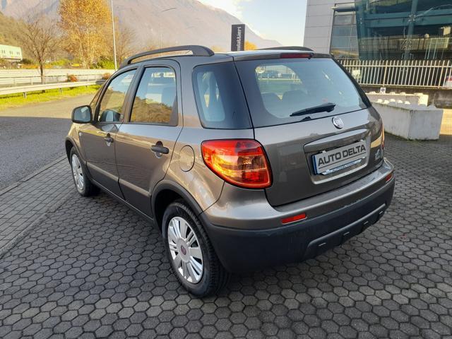 FIAT Sedici 2.0 MJT 16V DPF 4x4 Emotion